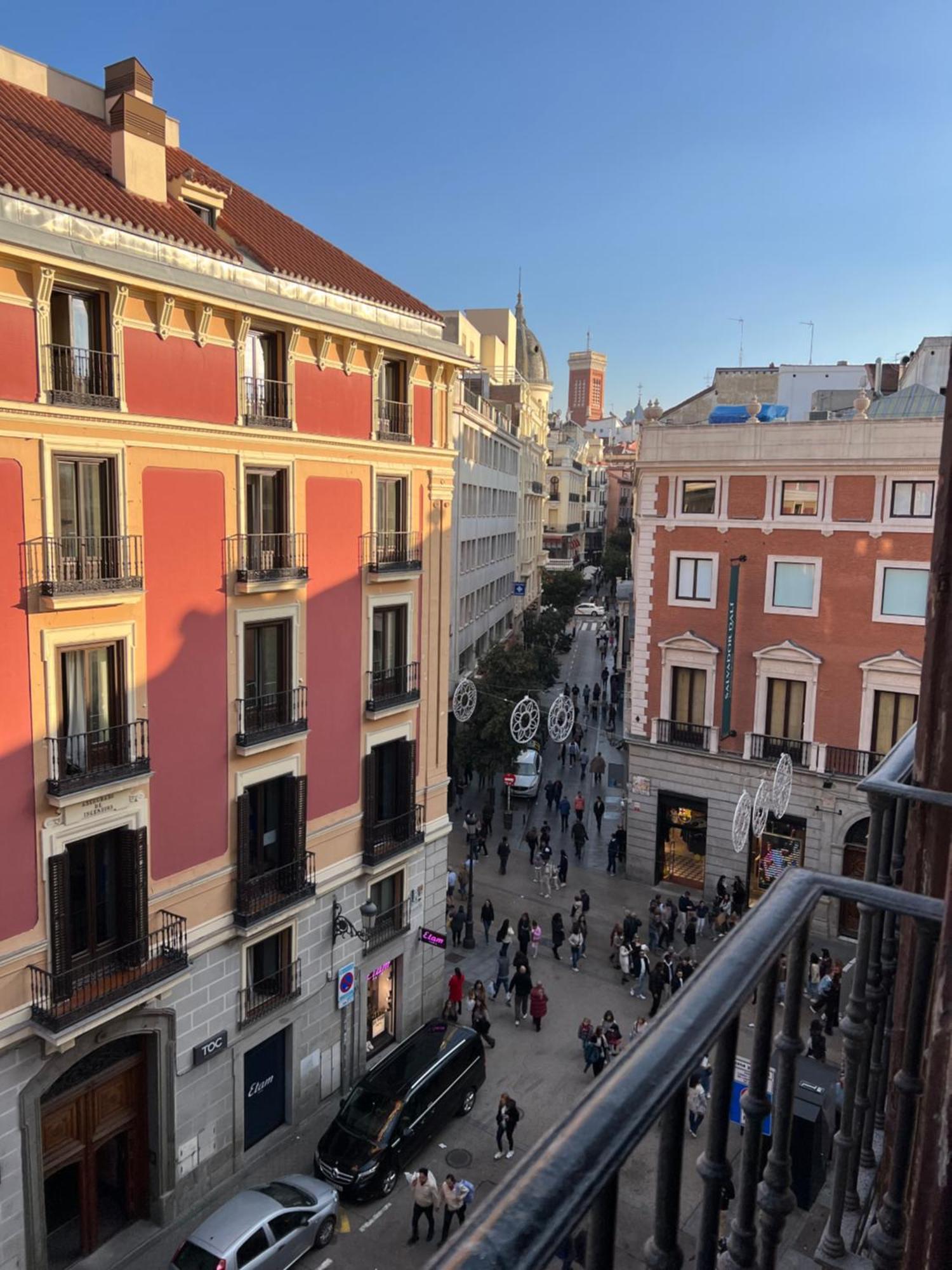 Albergue Miguel Angel Madrid Eksteriør bilde