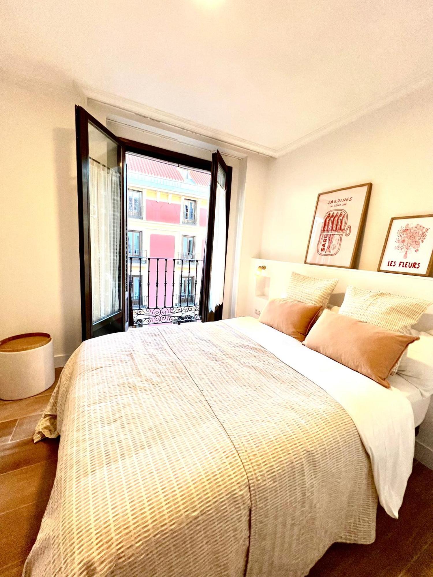 Albergue Miguel Angel Madrid Eksteriør bilde